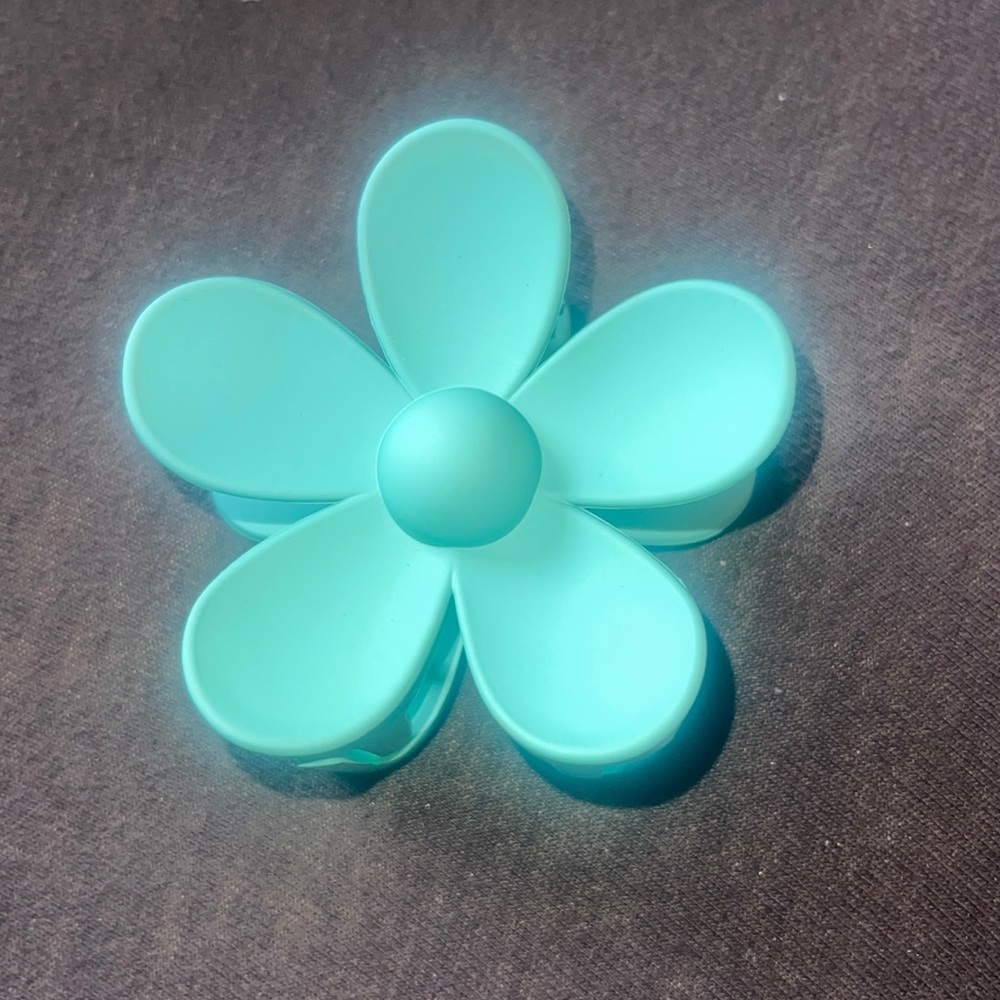 Hair clip ( blue )